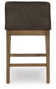 Cabalynn Counter Height Dining Table and 4 Barstools