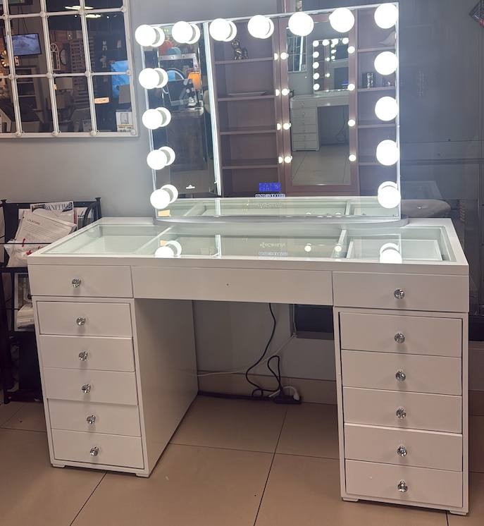 Sofia Silver Vanity with Mirror