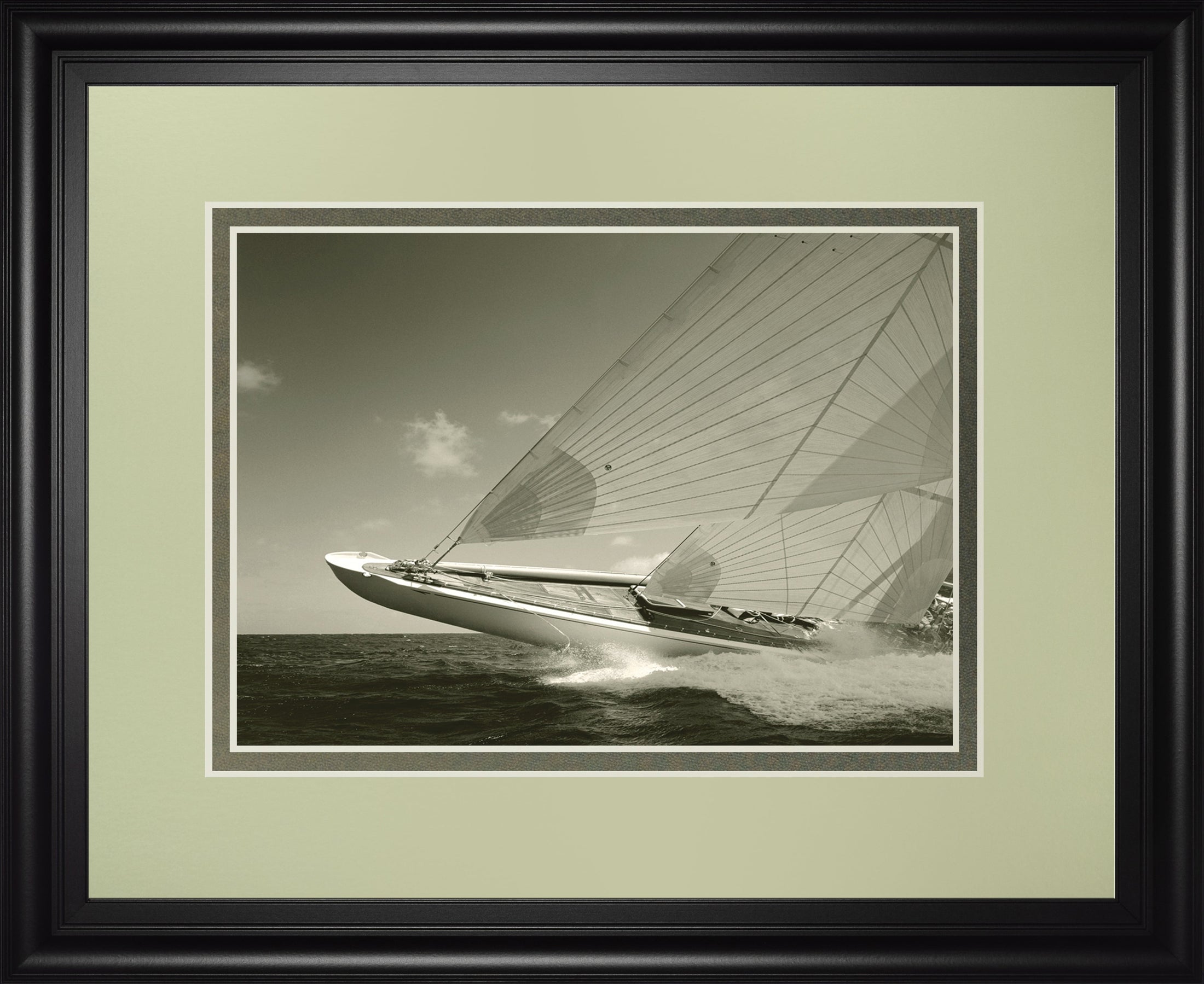 Sea Spray II By Michael Kahn