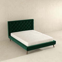 Cama de plataforma Dillon de terciopelo verde oscuro (tamaño Queen)