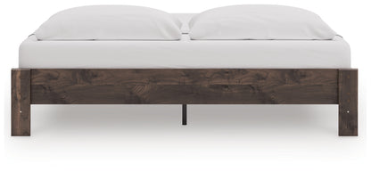 Calverson King Platform Bed
