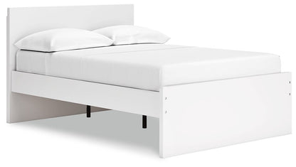 Onita Panel Bed