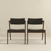 Sillas de comedor Edwin Mid Century Modern de cuero vegano negro (juego de 2)