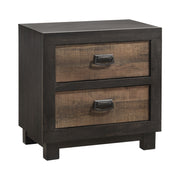 Harlington King 4PC Bedroom Set with 2 Nightstands & Dresser