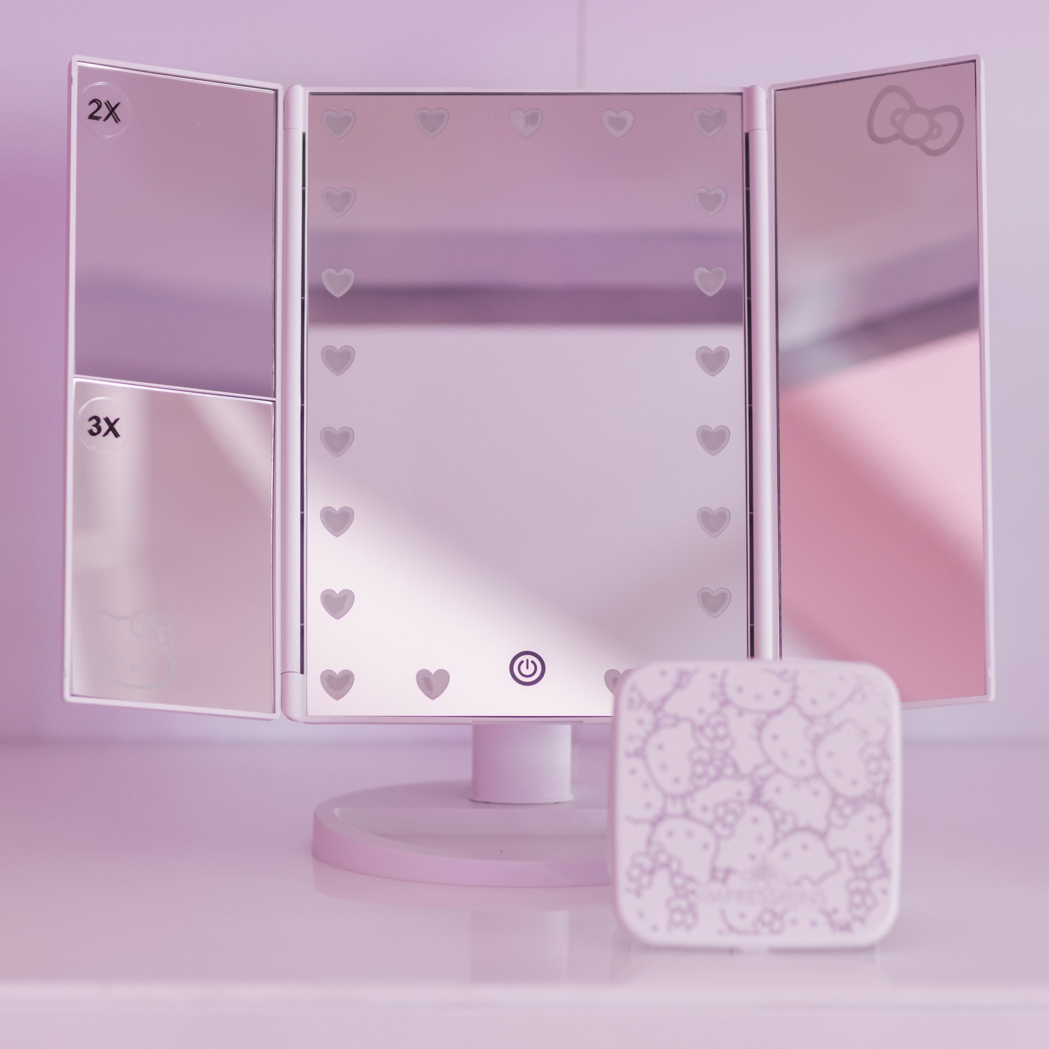 Hello Kitty® Supercute Trifold + Compact Bundle