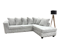 Woodland Sectional W/Chaise