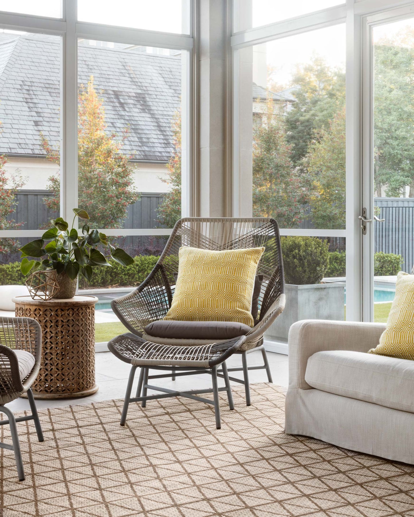 Loloi Isle IE-04 Beige / Moca