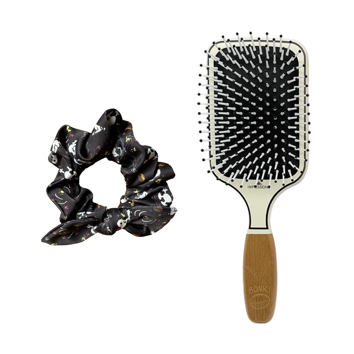 Peanuts‚Ñ¢ Snoopy ‚ÄúDizzy Beagle‚Äù Hair Brush + Scrunchie Set