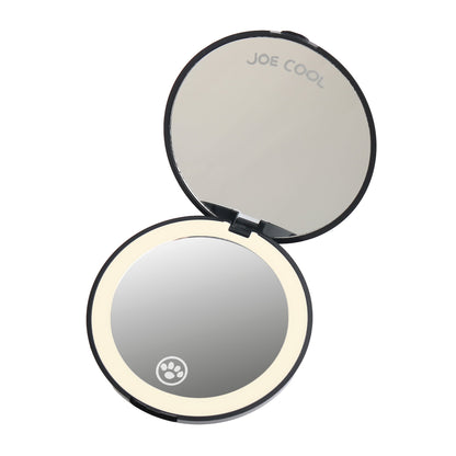 Peanuts‚Ñ¢ "Joe Cool" Gingham Rechargeable LED Compact Mirror