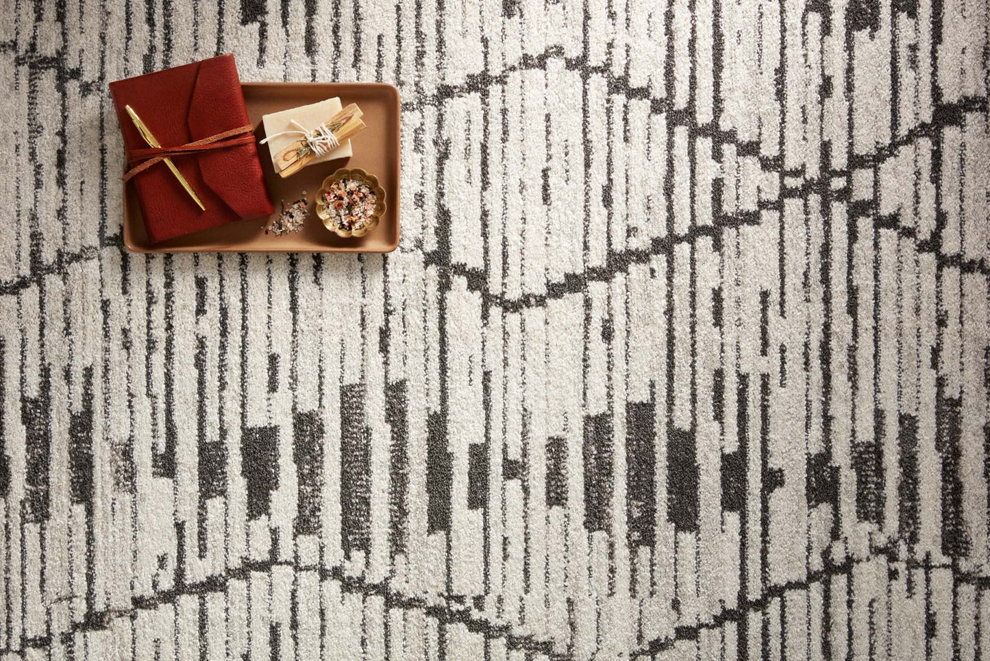 KAM-02 CHARCOAL / DOVE