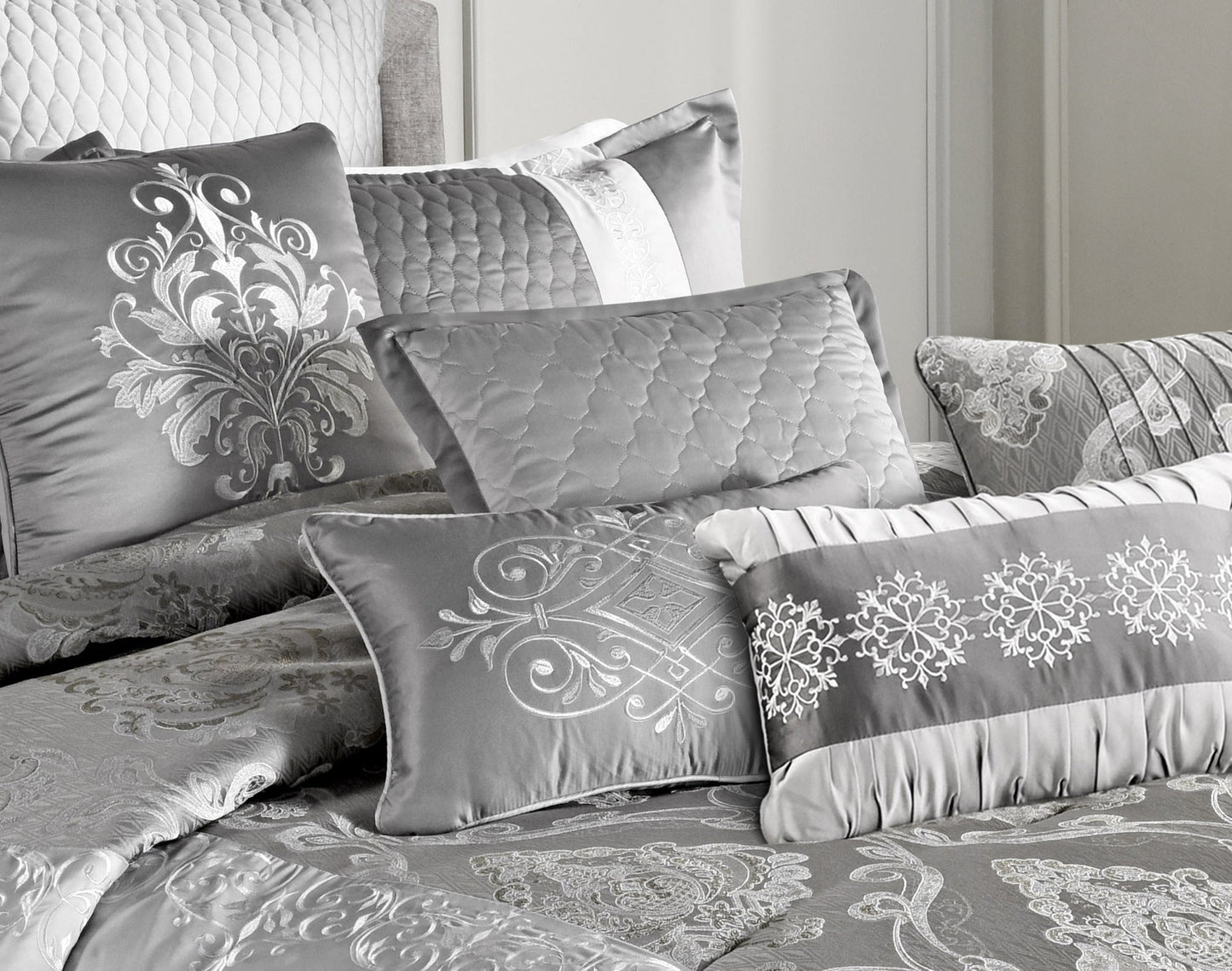 Kadin 12 pc Comforter Set