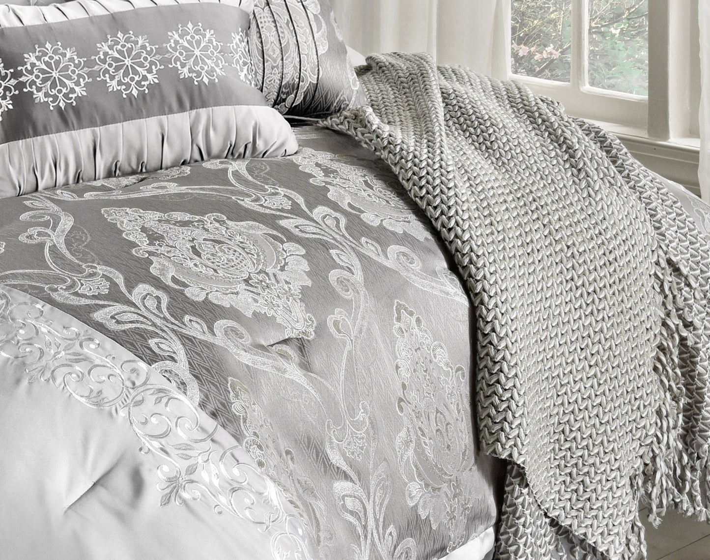 Kadin 12 pc Comforter Set