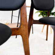 Silla de comedor Kelsey de cuero negro (juego de 2)