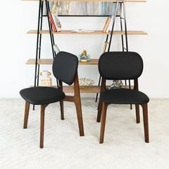 Silla de comedor Kelsey de cuero negro (juego de 2)