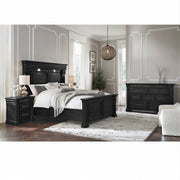 Kings Court King 4PC Bedroom Set with 2 Nightstands & Dresser in Black