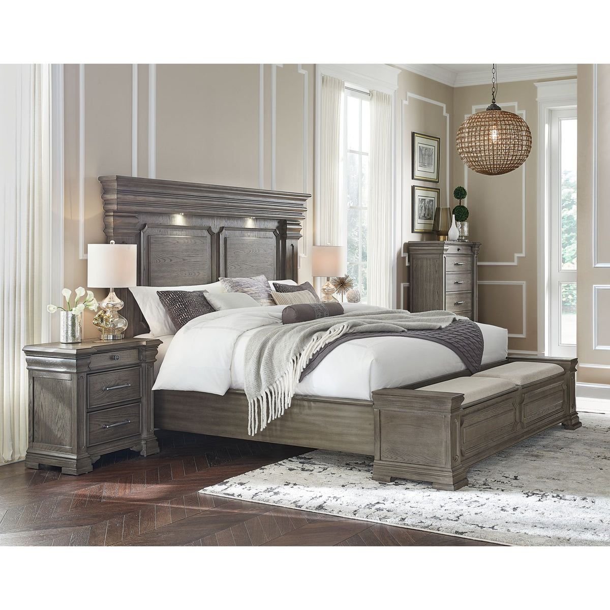 Kings Court King Storage 4PC Bedroom Set with 2 Nightstands & Chest in Grey