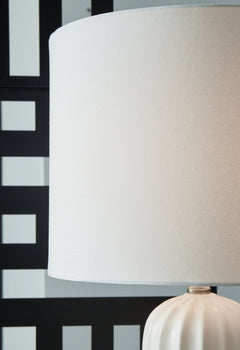 Clarkland Ceramic Table Lamp (Set of 2)