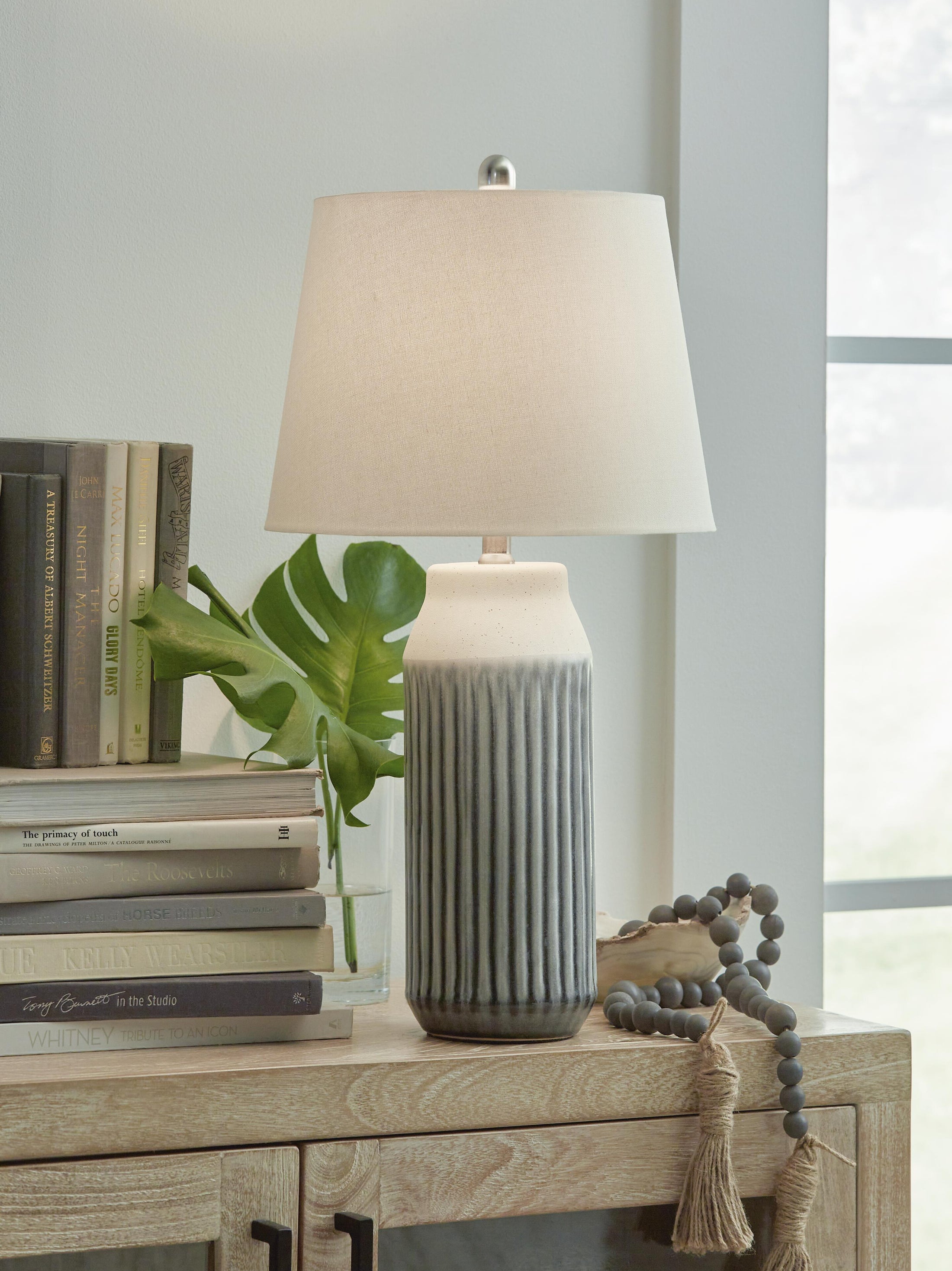 Afener Ceramic Table Lamp (Set of 2)