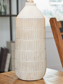 Willport Ceramic Table Lamp (Set of 2)