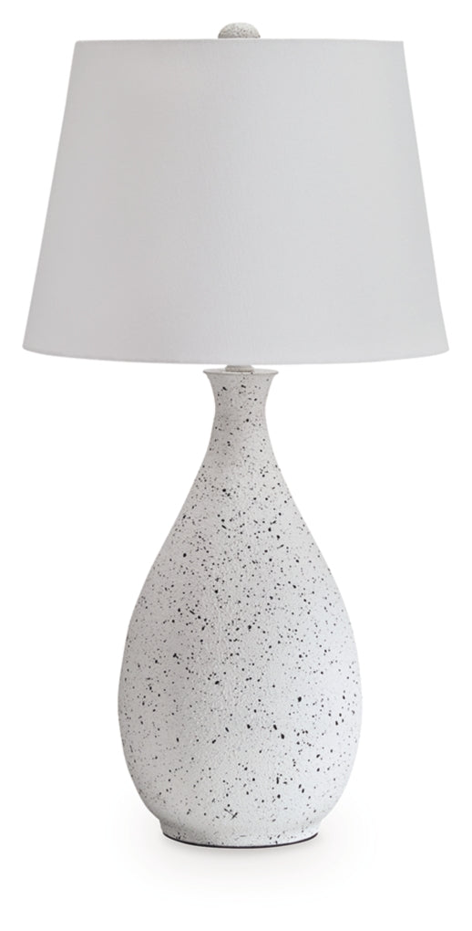 Wyattford Metal Table Lamp (1/CN)
