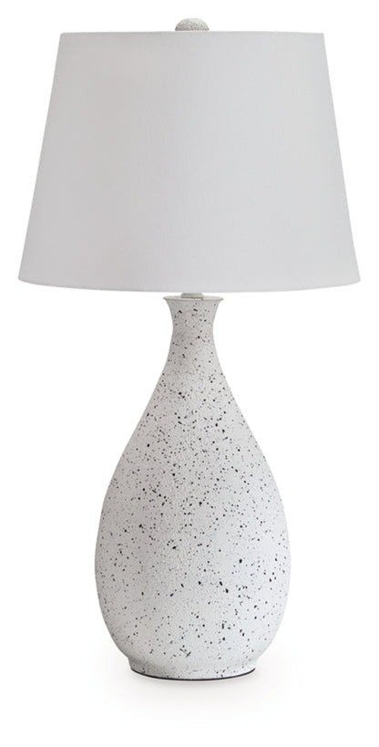 Wyattford Metal Table Lamp (1/CN)