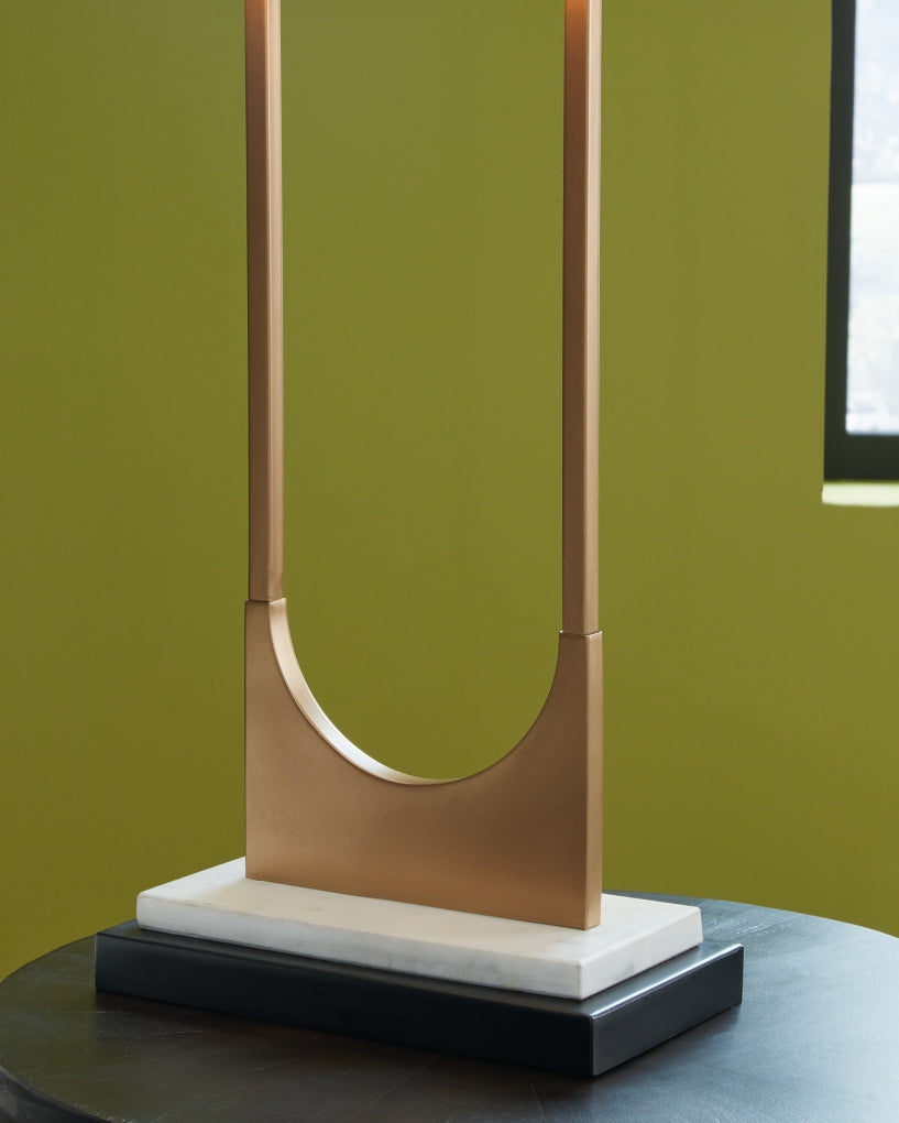 Malana Metal Table Lamp (1/CN)