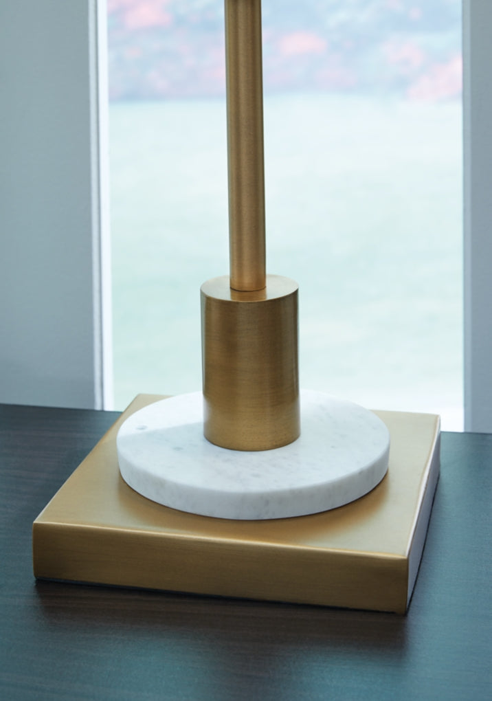 Fritzburn Metal Table Lamp (1/CN)