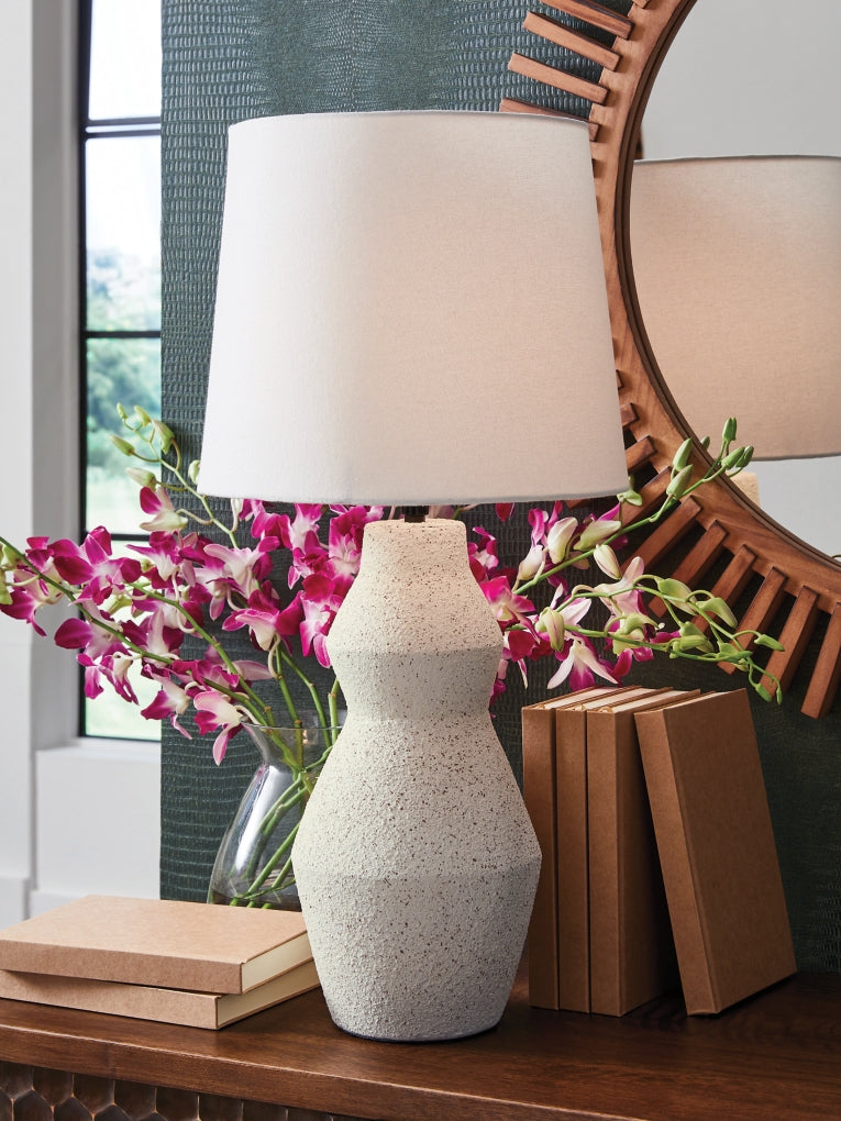 Dawthorne Paper Table Lamp (1/CN)