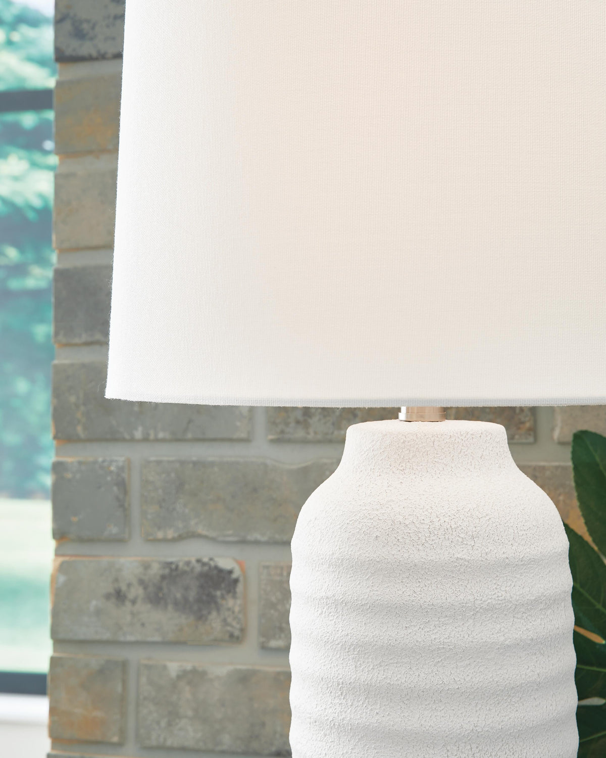 Vauville Poly Table Lamp (Set of 2)
