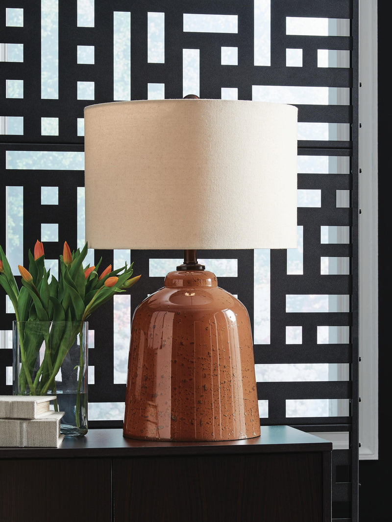Aaleahya Glass Table Lamp (1/CN)