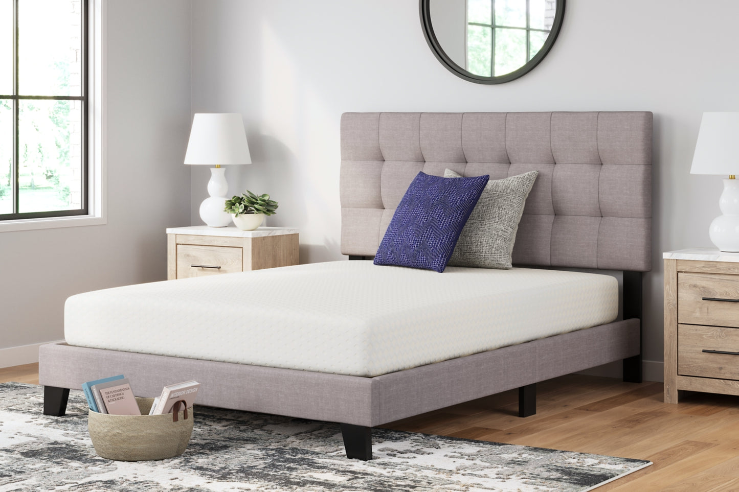 Chime 8 Inch Memory Foam Queen Mattress