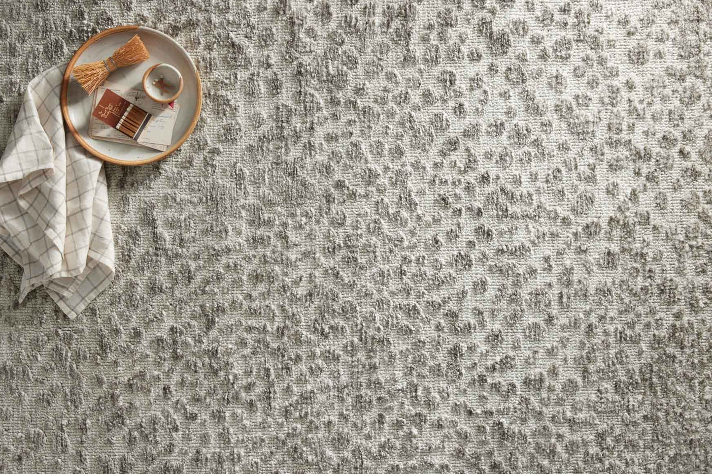 NED-02 SILVER / IVORY