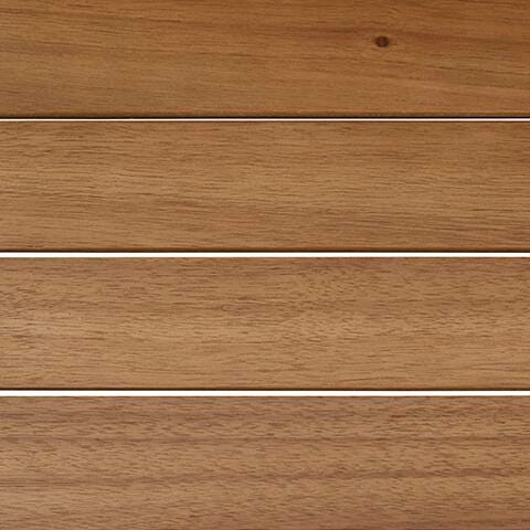 Janiyah Bench