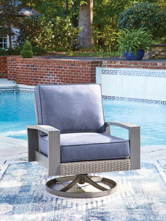 Dillon Beach Swivel Lounge w/ Cushion