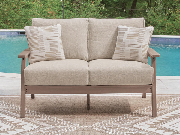 Cliffs Beach Loveseat w/Cushion