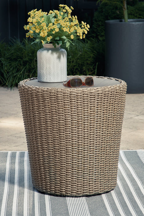 Danson Outdoor Occasional Table Package
