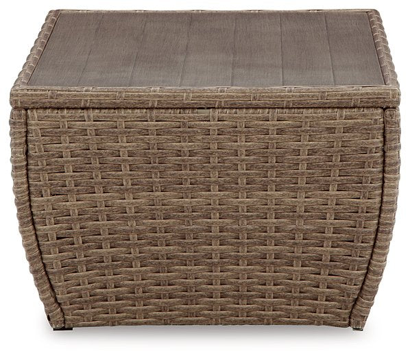 Sandy Bloom Outdoor Occasional Table Package