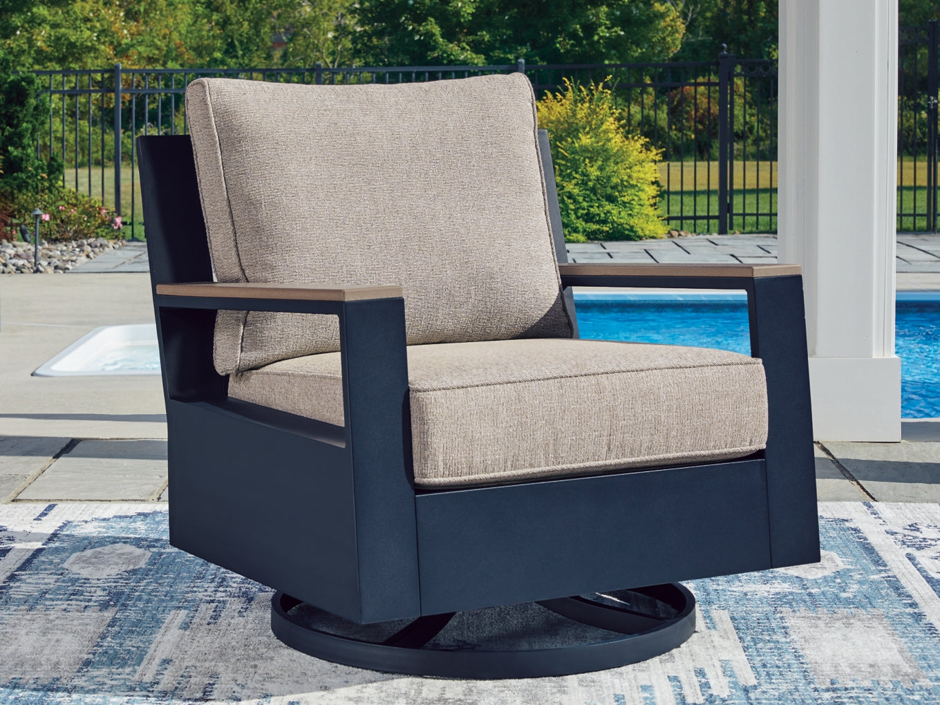 Mabry Shores Swivel Glider Chair w/Cushion