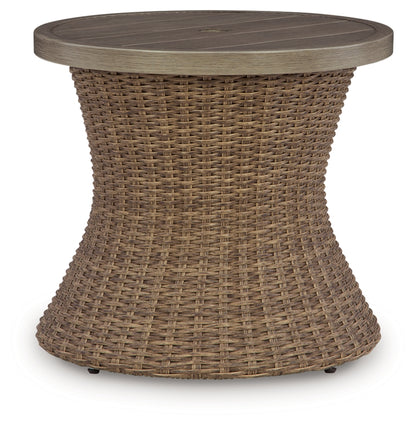 Revare Beach Round End Table w/UMB OPT