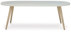 Seton Creek Oval Dining Table w/UMB OPT
