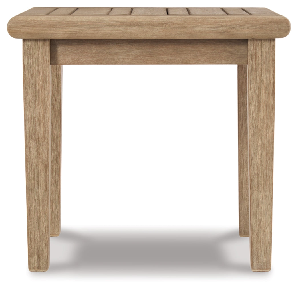 Gerianne Square End Table