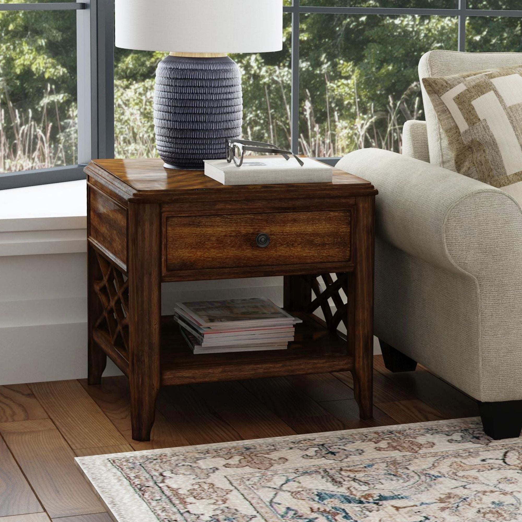 Phillipe End Table in Cherry