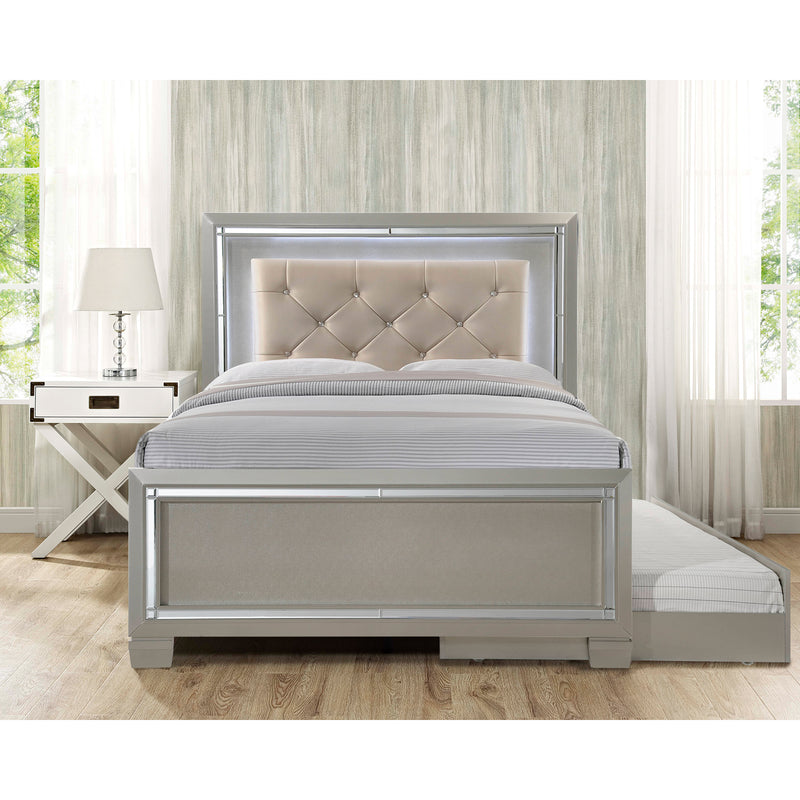 Platinum Youth Full Patform w/ Trundle