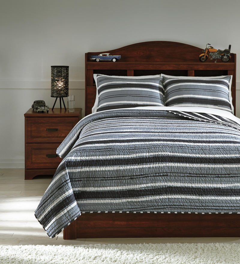 Merlin 3-Piece Coverlet Set