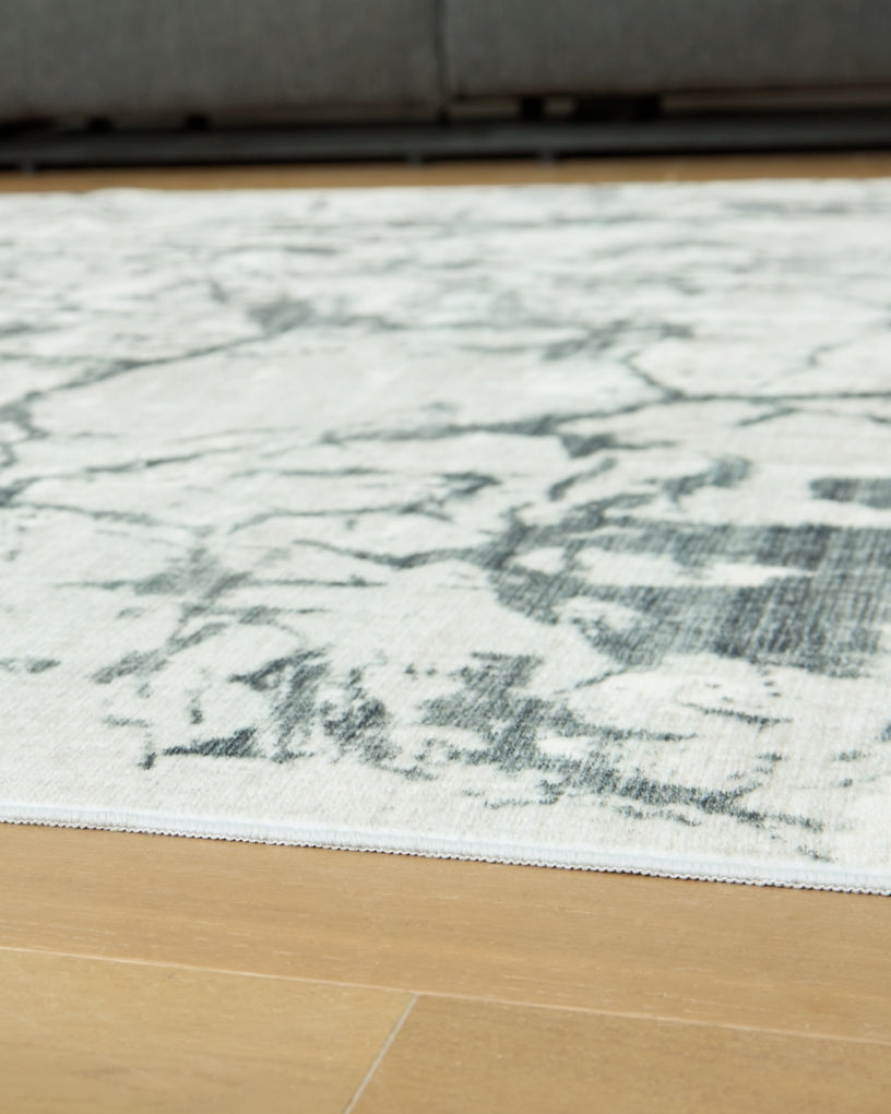 Tobinbury Washable Medium Rug