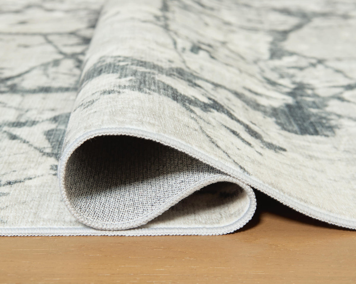 Tobinbury Washable Large Rug