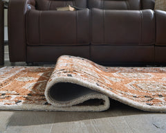 Qaabiz Large Rug