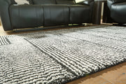 Kurtmen Large Rug