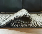 Kurtmen Medium Rug
