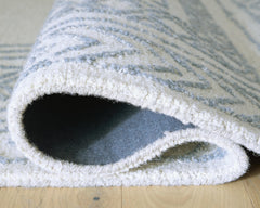 Azelhurst Large Rug